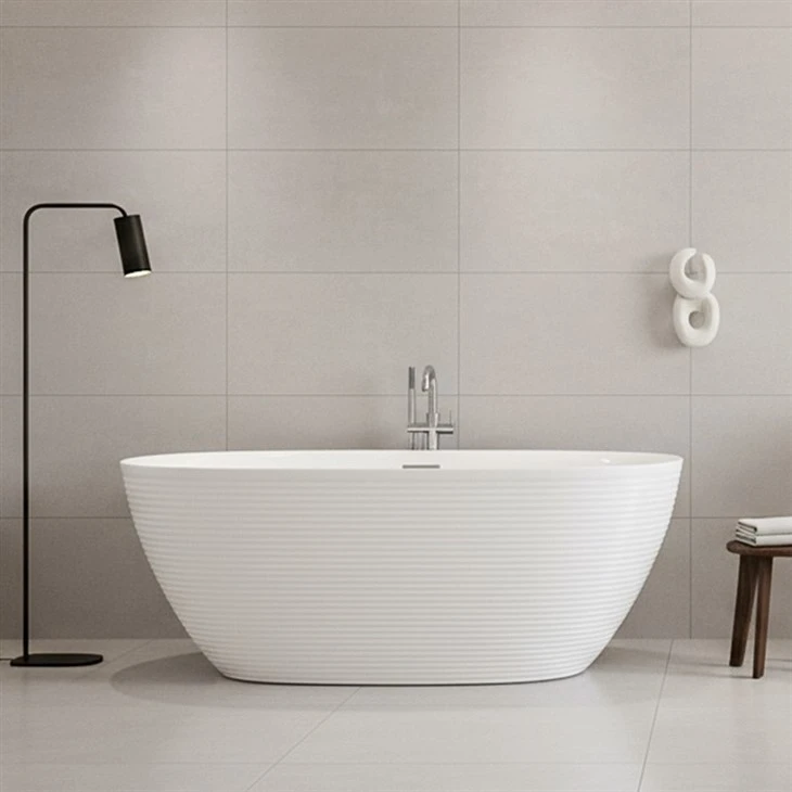Custom 1700 freestanding bath